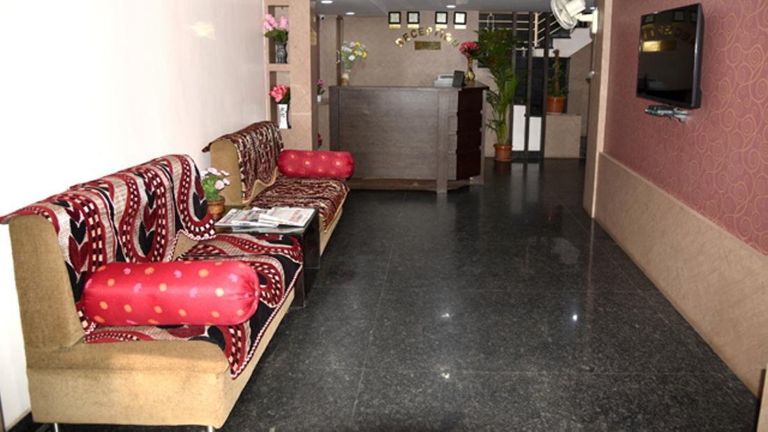 New Bell Inn Bangalore Ngoại thất bức ảnh